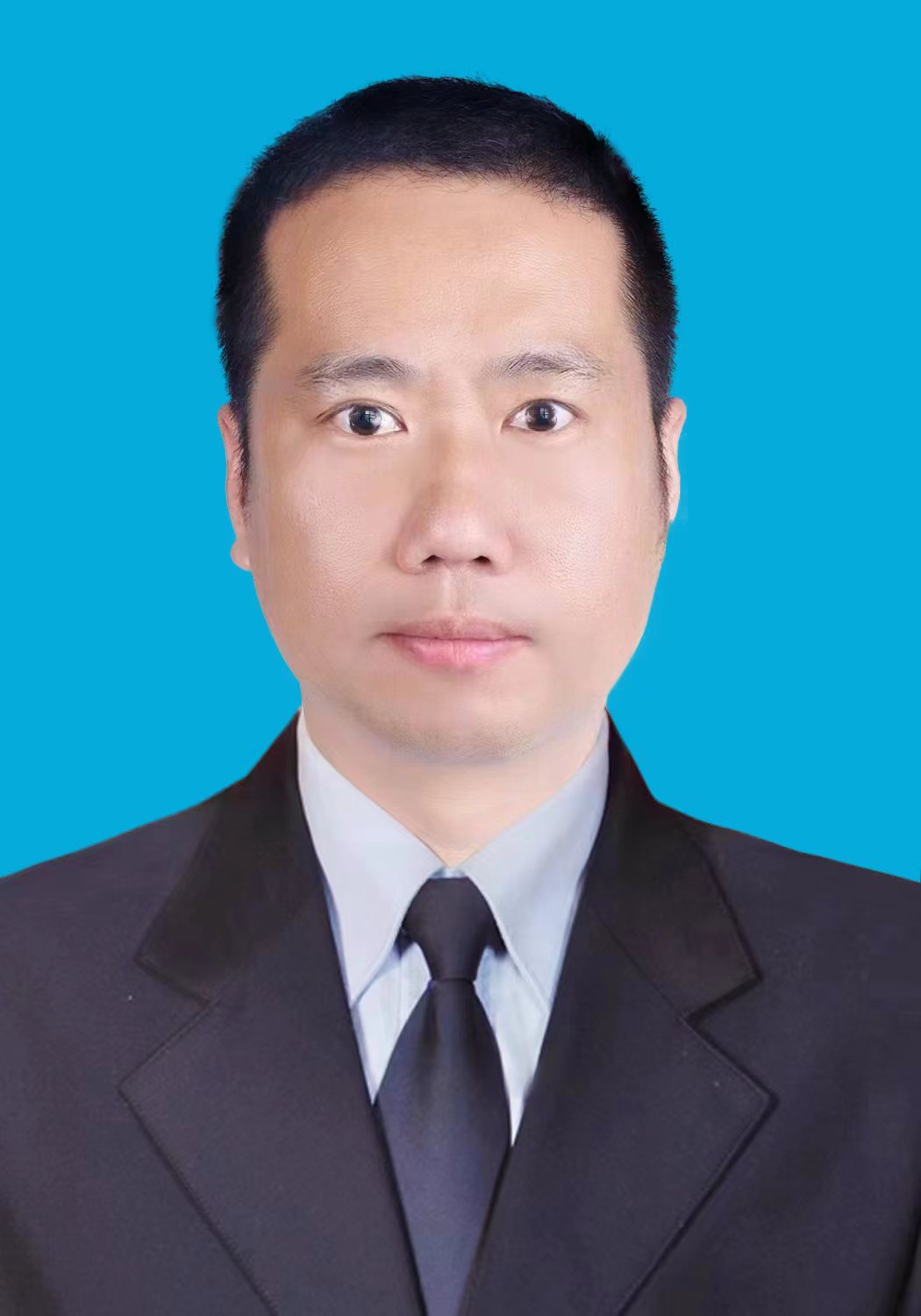 戴  戡